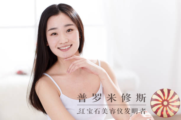 法令紋用什么美容儀最受歡迎？科技助你抗衰老！